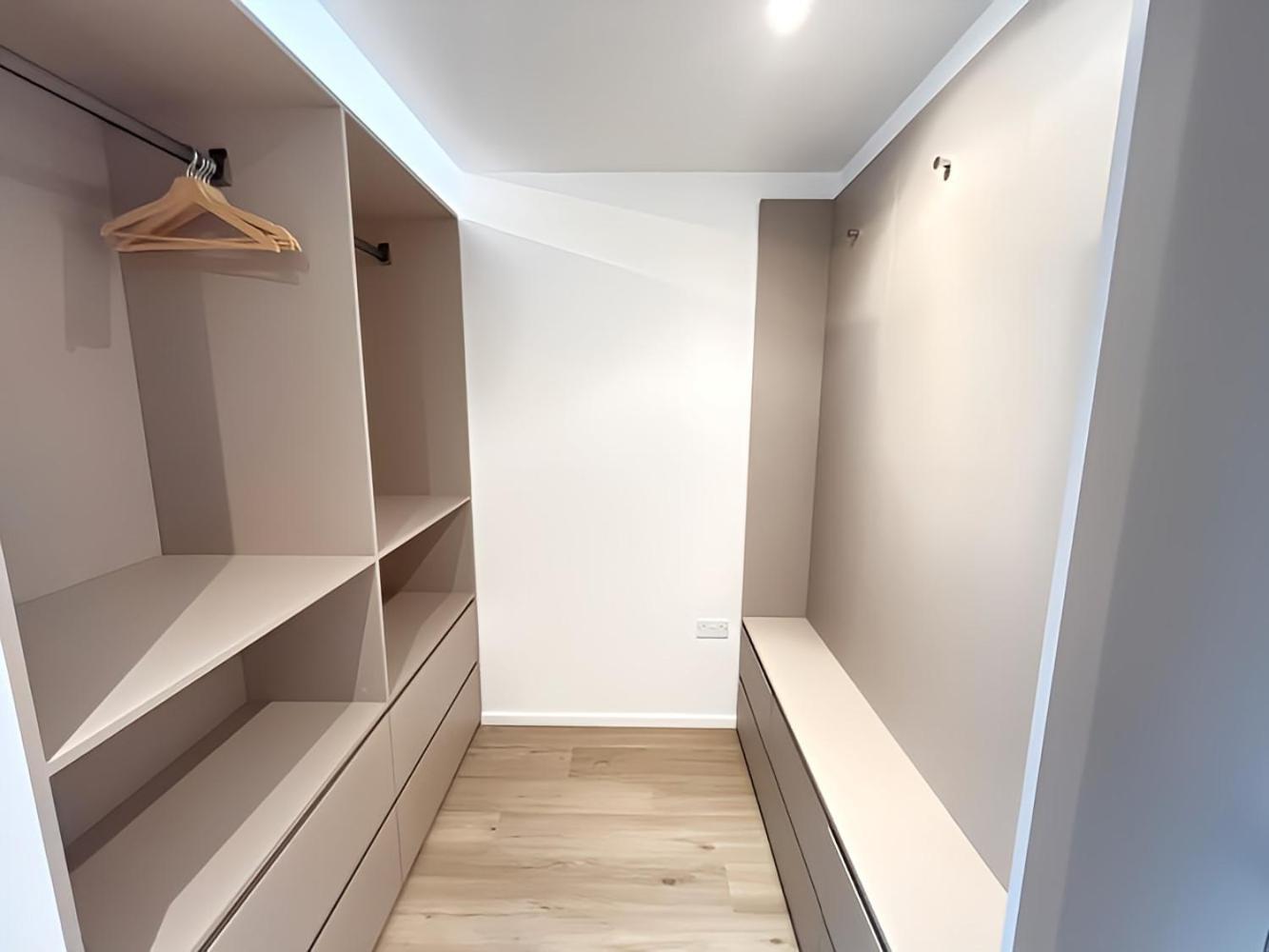 1Br Luxury Flat At Train Station - Long Stays Welcome - Just Ask Milton Keynes Bagian luar foto