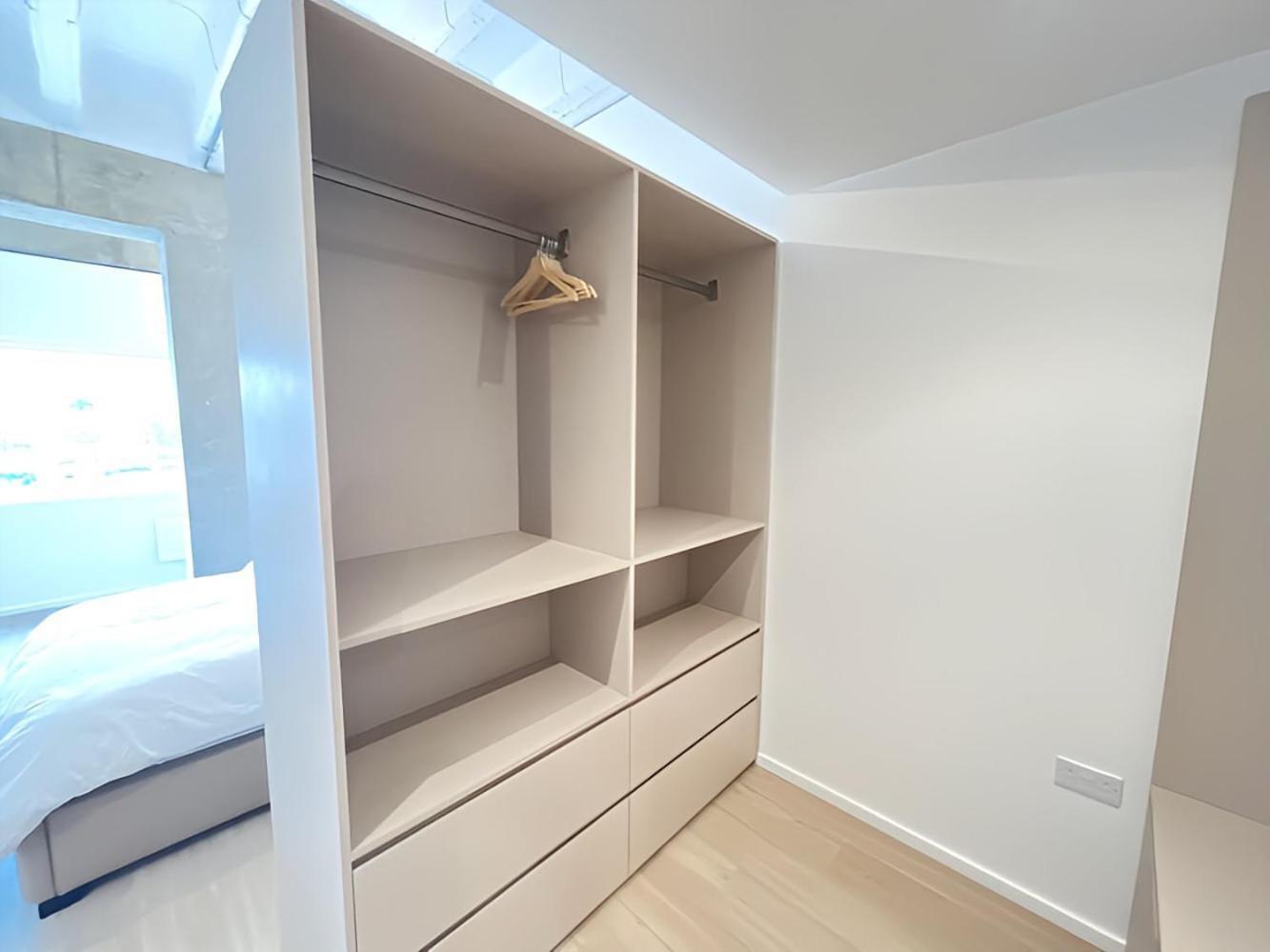 1Br Luxury Flat At Train Station - Long Stays Welcome - Just Ask Milton Keynes Bagian luar foto